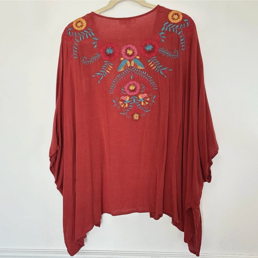 Umgee Embroidered Floral Kimono Size XL/2XL Bohemian Beach Coastal E31